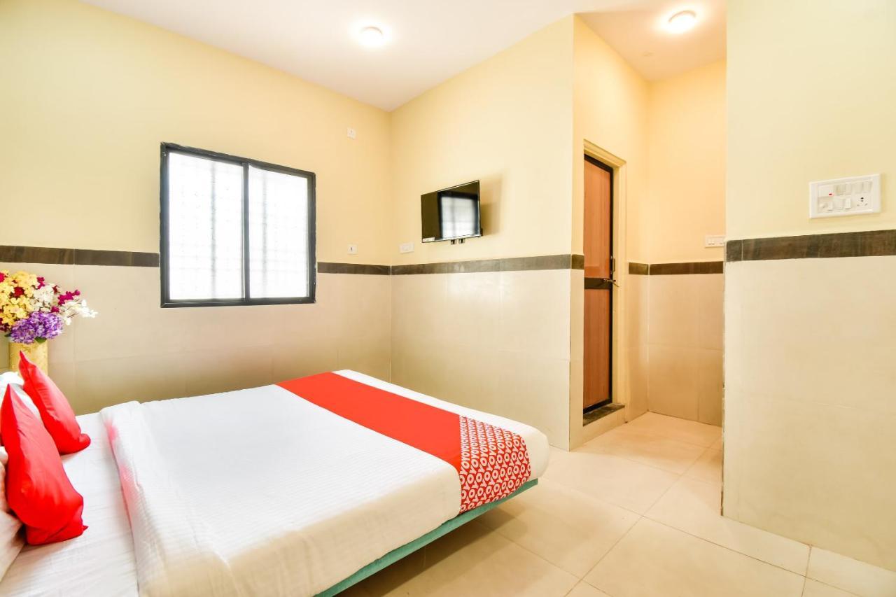 Oyo Hotel Karemore Celebration Bhandāra Extérieur photo