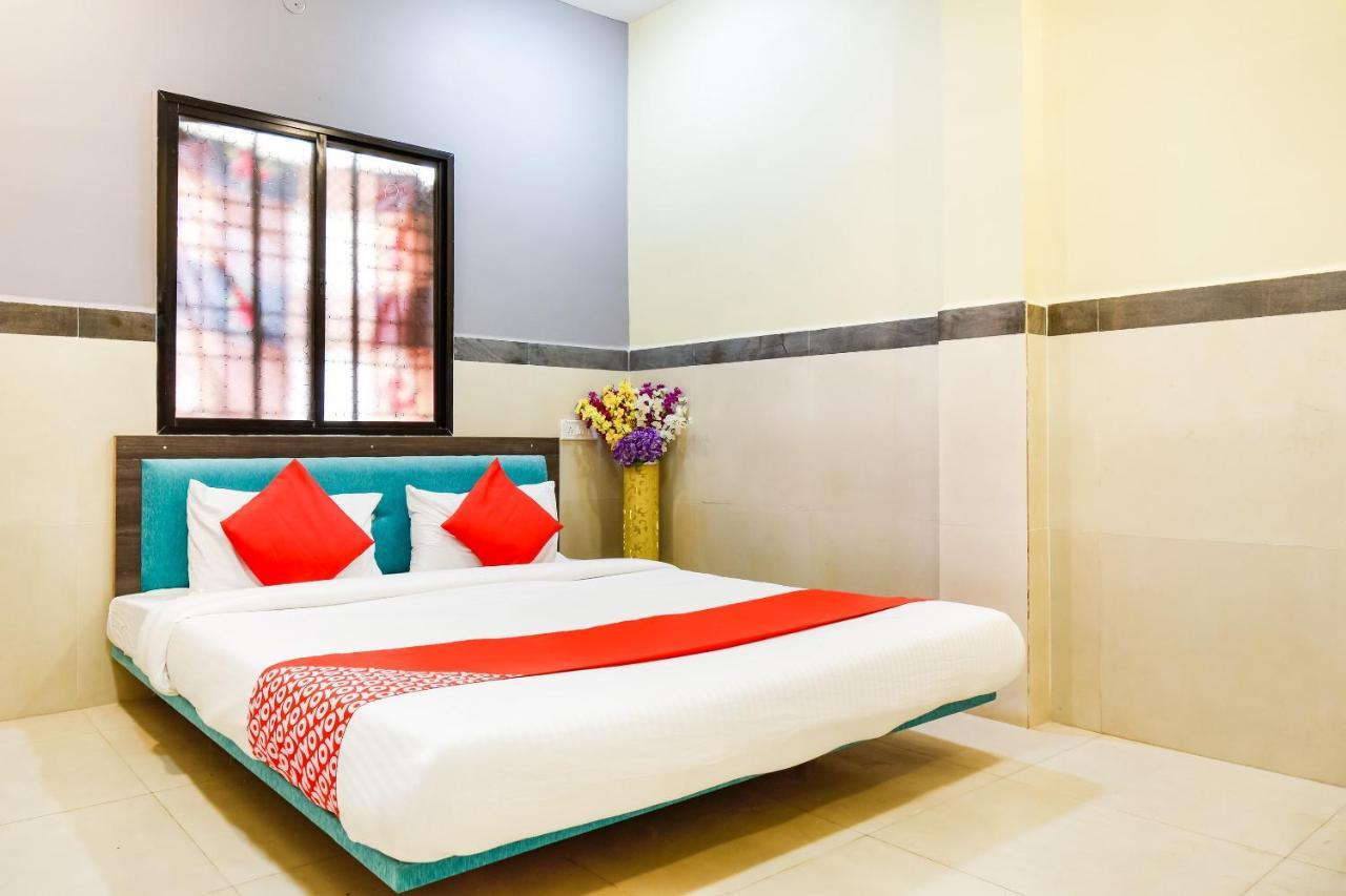 Oyo Hotel Karemore Celebration Bhandāra Extérieur photo